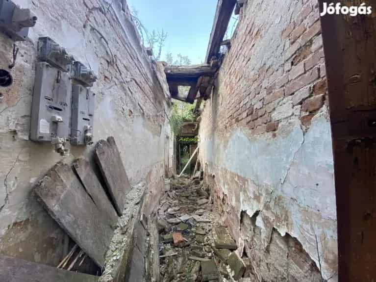 Sopron Belvarosi Telek Elado Ketlakasos Haz Epitesere