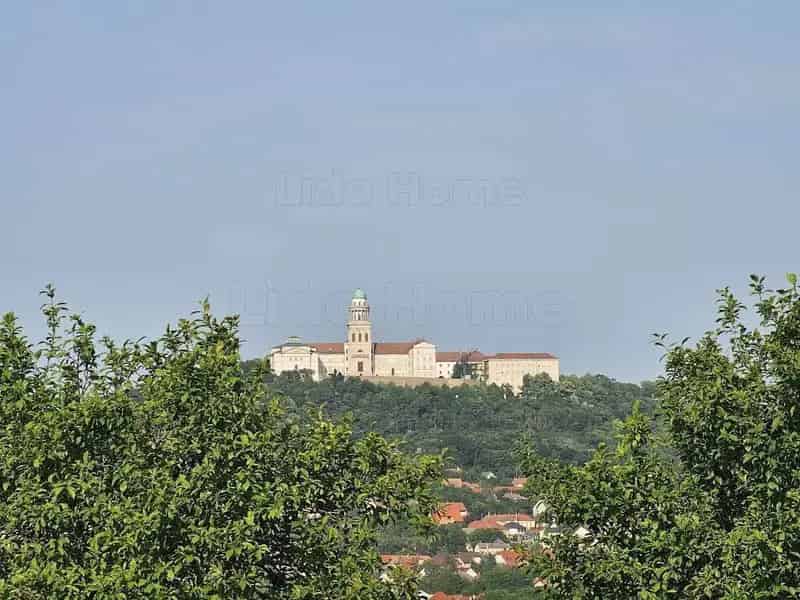Telek Kiadó , Pannonhalmi járás, Dunántúl