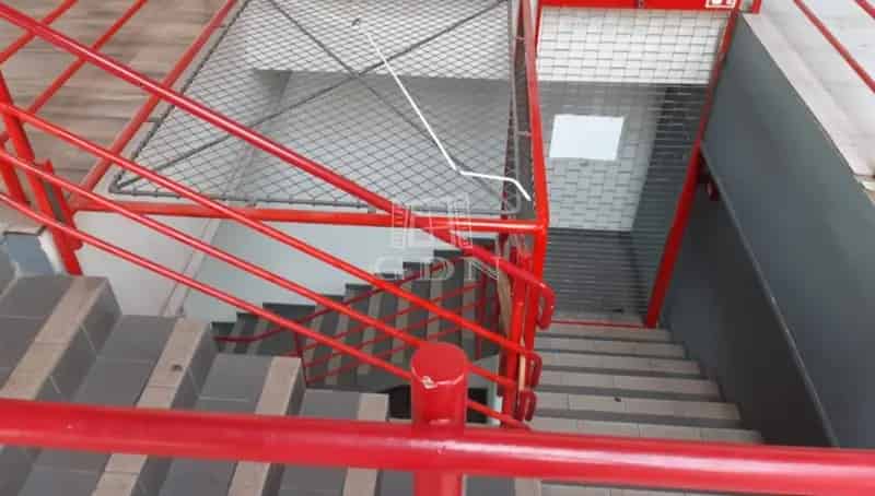 Üzleti célú Kiadó , Budapest, Közép-Magyarország