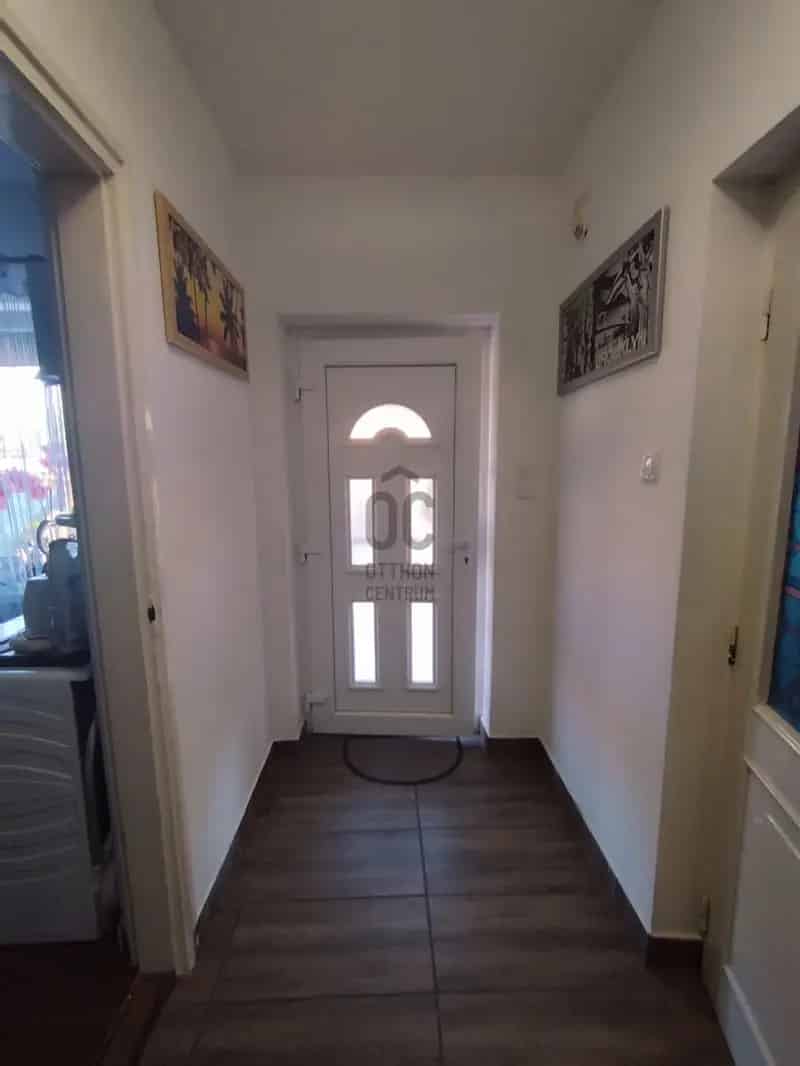 Ház Kiadó , Nagykőrösi járás, Közép-Magyarország