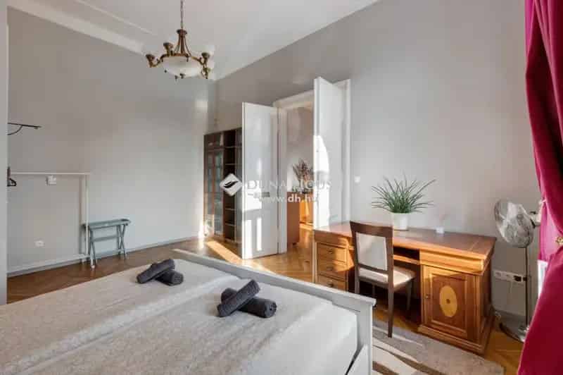 Ház Eladó , Budapest, Közép-Magyarország
