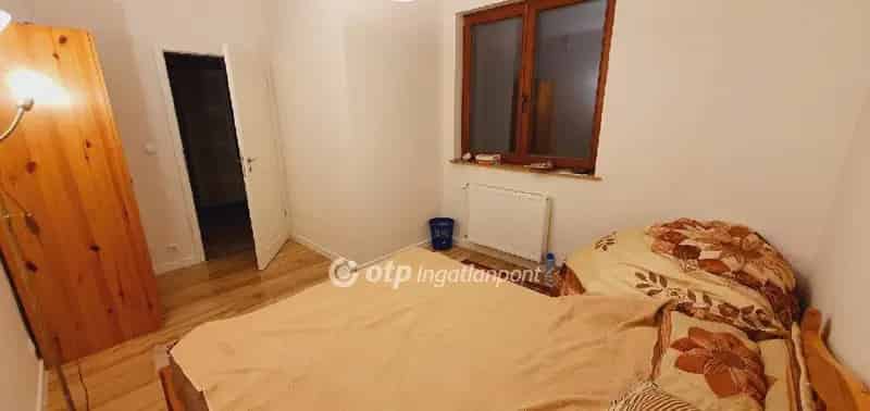 Ház Kiadó , Budapest, Közép-Magyarország