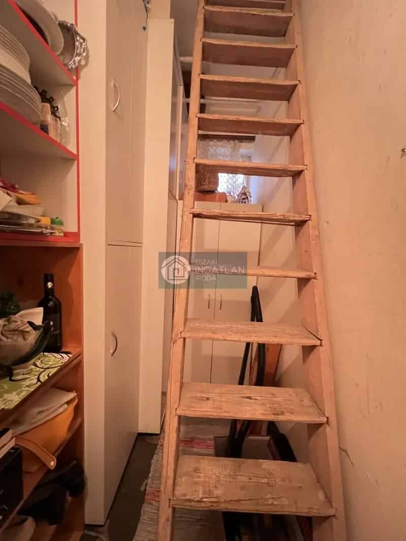 Ház Kiadó , Ózdi járás, Alföld és Észak