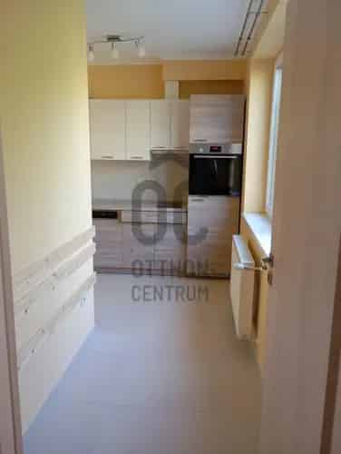 Szekszárdi kiadó újépítésű lakás, U0047976