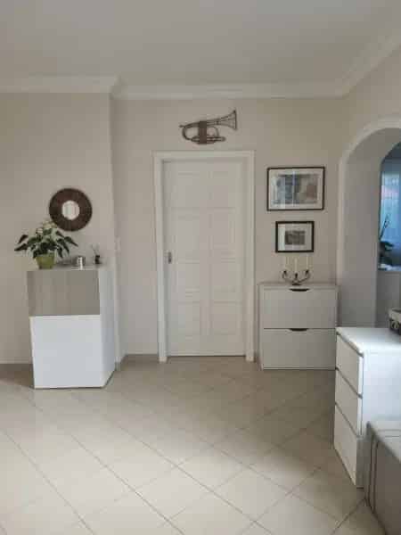 Ház Kiadó , Pilisvörösvári járás, Közép-Magyarország