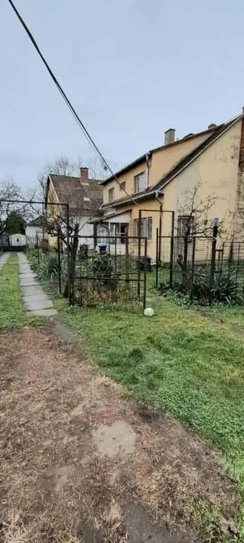 Ház Kiadó , Budapest, Közép-Magyarország