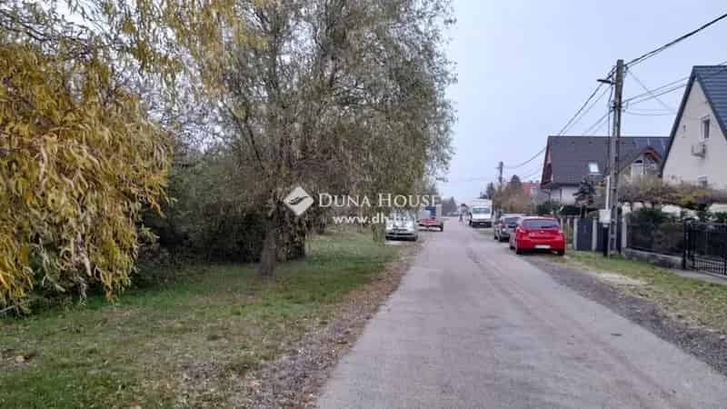 Telek Eladó , Lovas, Dunántúl