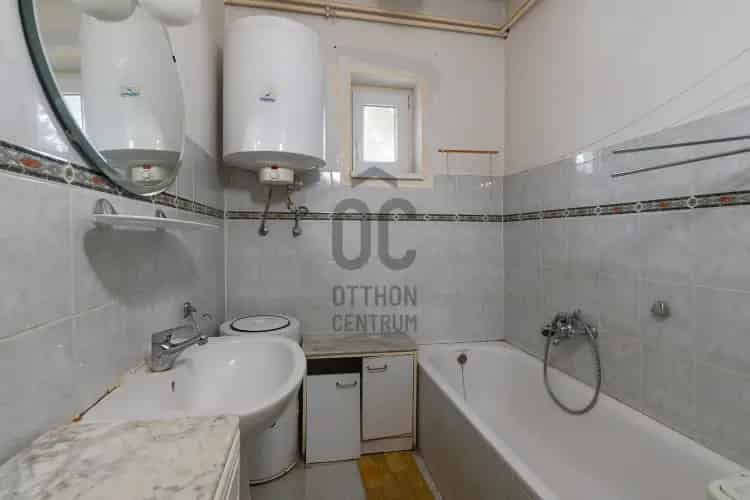 Budapest XVI. kerületi eladó családi ház, H497307