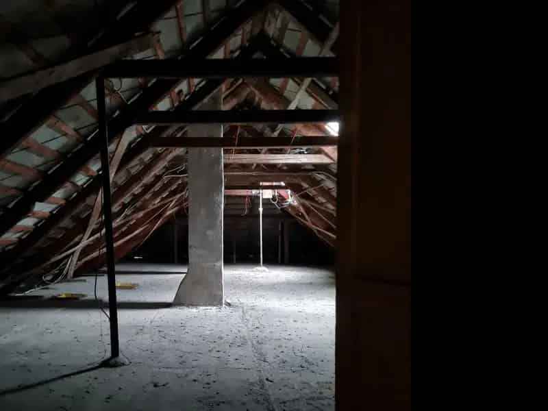 Ház Kiadó , Martonvásári járás, Dunántúl