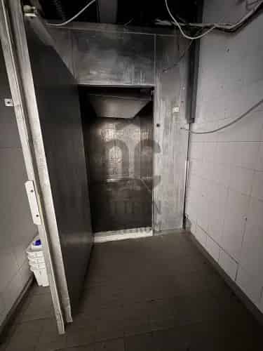 Budapest II. kerületi eladó kereskedelmi ingatlan, UZ017153