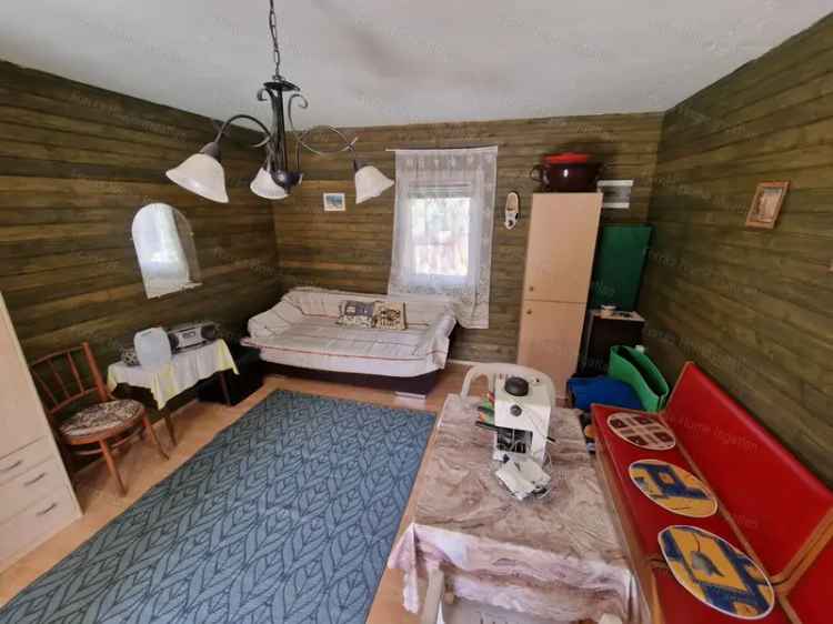Ház Kiadó , Tatabányai járás, Dunántúl