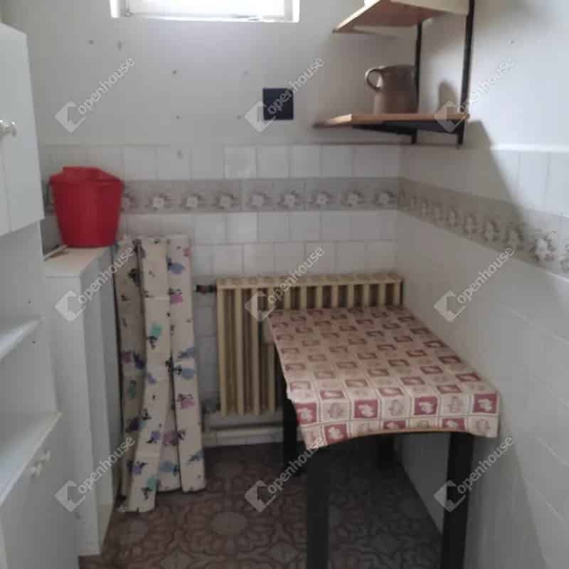 Ház Kiadó , Pápai járás, Dunántúl