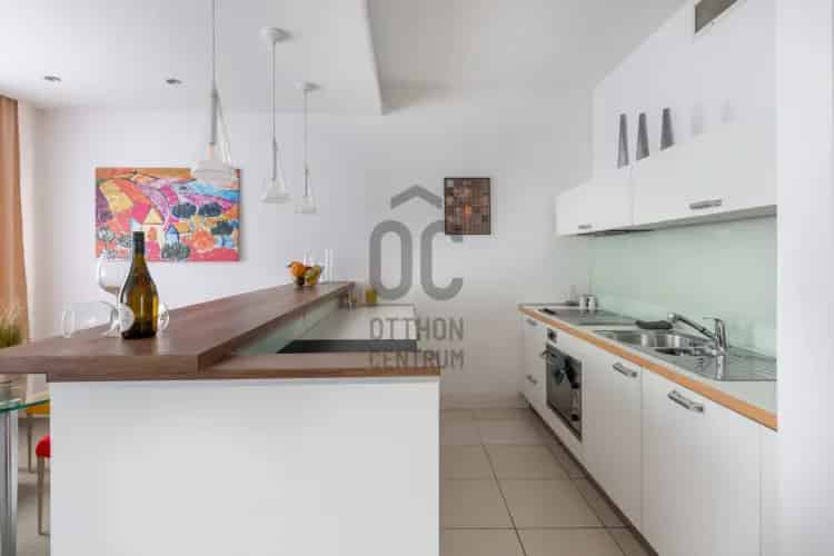 Budapest I. kerületi eladó lakás, H498569