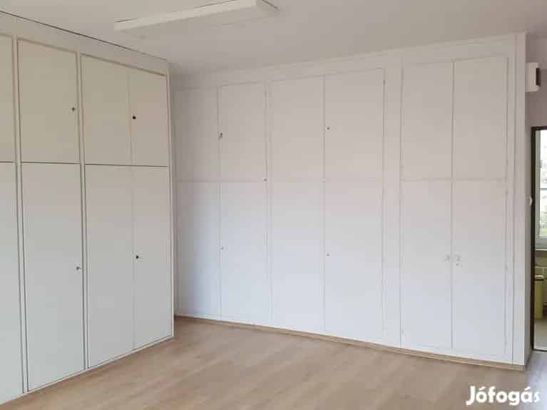 Szombathelyen 32 m2-es iroda hosszú távra kiadó - Szombathely, Iroda, üzlethelyiség, ipari ingatlan - Jófogás Ingatlan