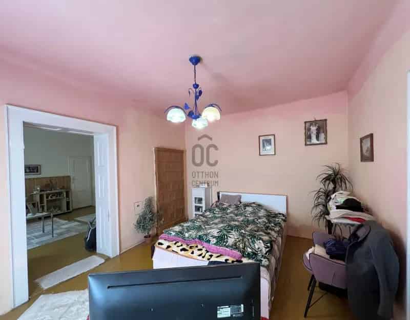 3 szobás családi ház 891 m2-es telken