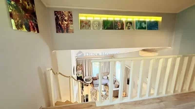 Ház Kiadó , Szentendrei járás, Közép-Magyarország