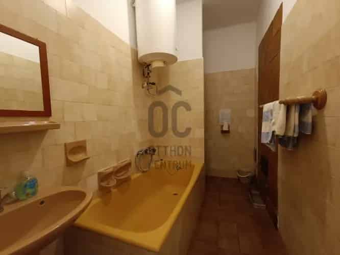 Bakonybéli eladó családi ház, DHZ018889