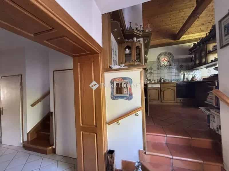 Ház Kiadó , Esztergomi járás, Dunántúl