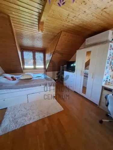 Pécsi eladó családi ház, DHZ019741