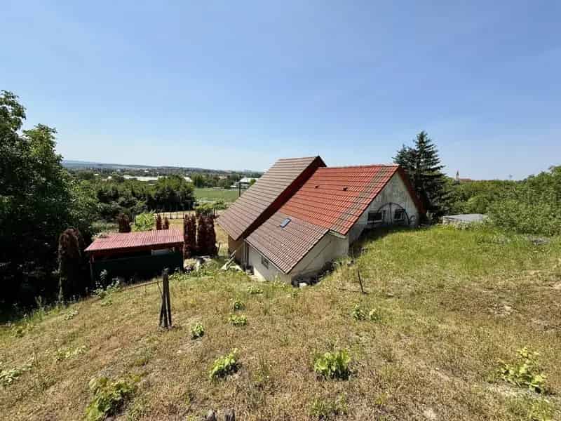 Ház Kiadó , Móri járás, Dunántúl