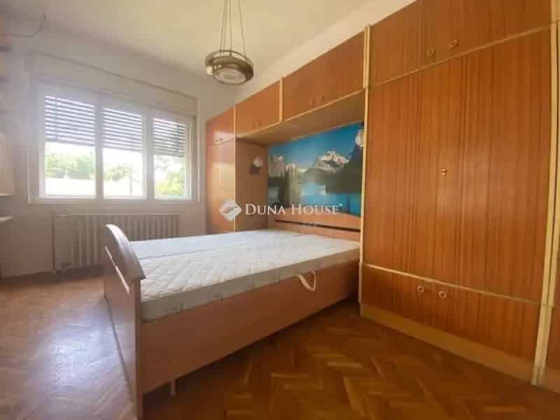 Ház Kiadó , Budapest, Közép-Magyarország