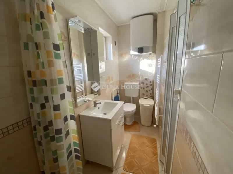 Ház Kiadó , Vecsési járás, Közép-Magyarország