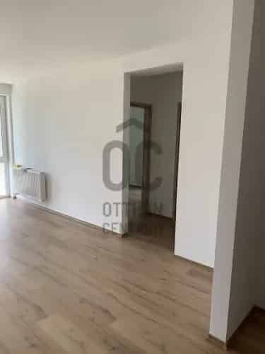 Tiszafüredi eladó lakás, H474903