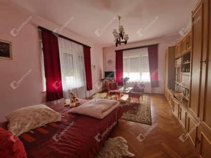 Ház Kiadó , Kisbéri járás, Dunántúl