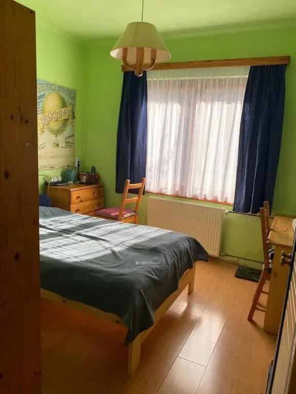 Ház Kiadó , Budapest, Közép-Magyarország