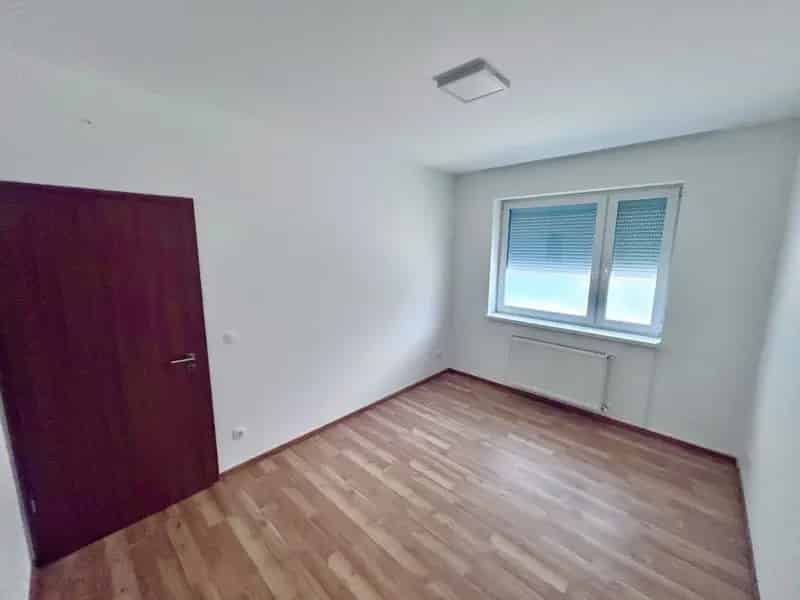 Nagykovácsi 110m2-es 3 szobás klimatizált családi ház kiadó