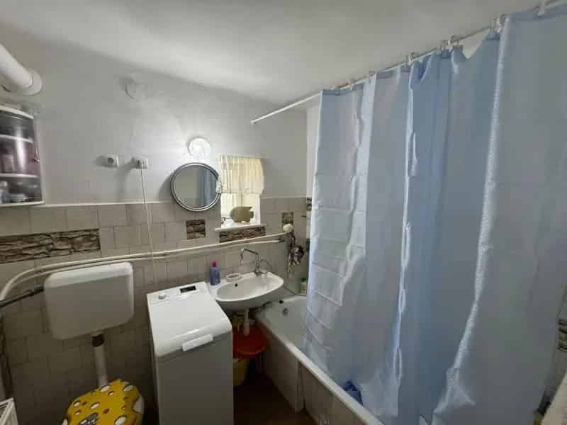 Ház Kiadó , Zalaegerszegi járás, Dunántúl