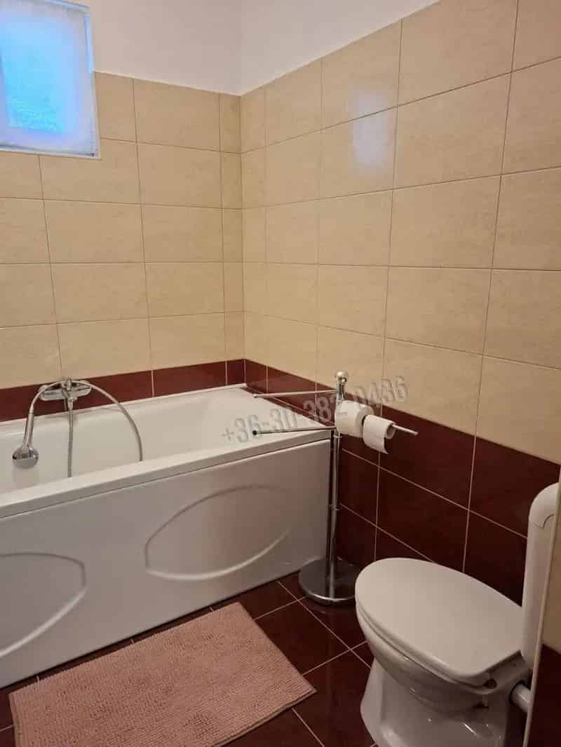 Ház Kiadó , Budapest, Közép-Magyarország