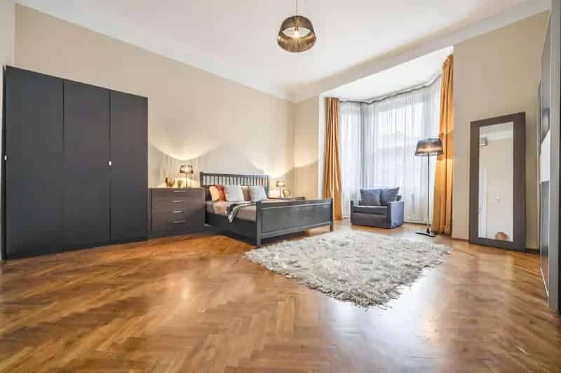 Elegancia az Andrássy úton - 2 hálószobás lakás modern felszereltséggel