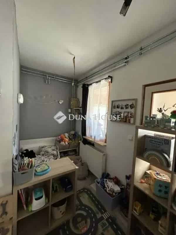 Ház Kiadó , Dabasi járás, Közép-Magyarország