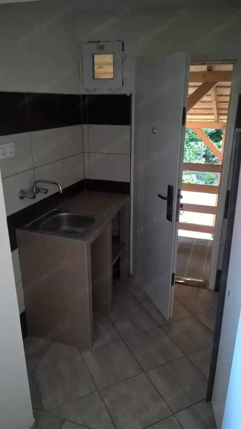 Szoba Eladó , Közép-Magyarország