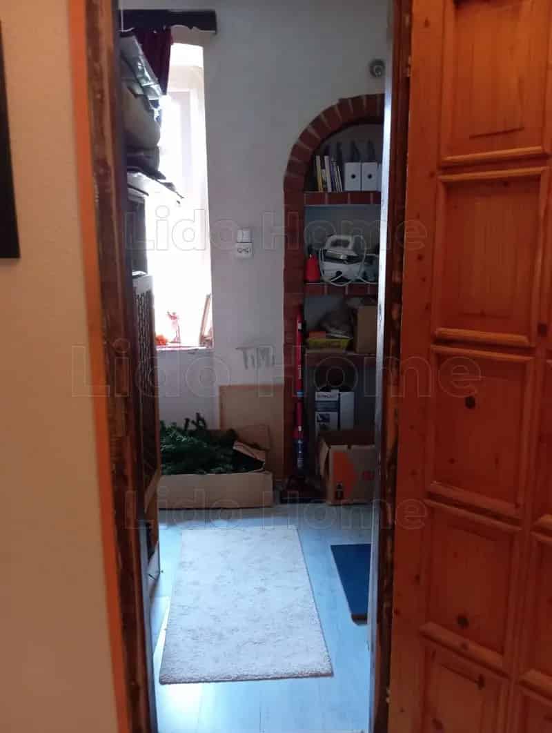 Ház Kiadó , Tatai járás, Dunántúl