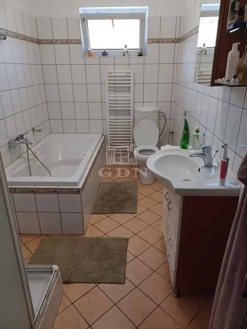 Ház Kiadó , Gárdonyi járás, Dunántúl