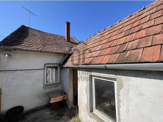 Székesfehérvári eladó családi ház, DHZ066281