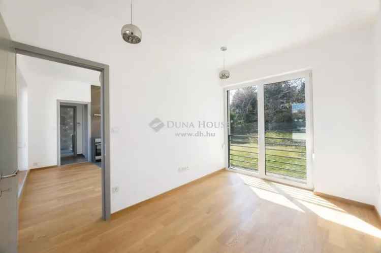 9 Apartmanos Epület Elado Budapest II Keruletben