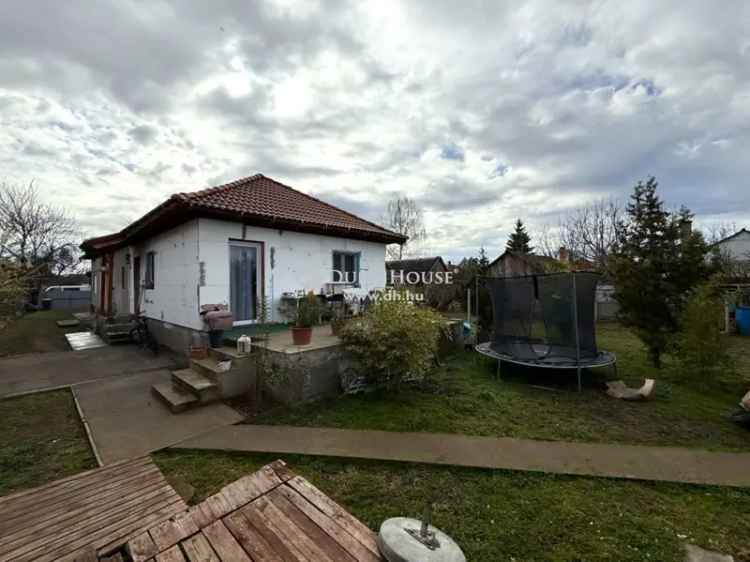 Ház Eladó , Monor, Közép-Magyarország