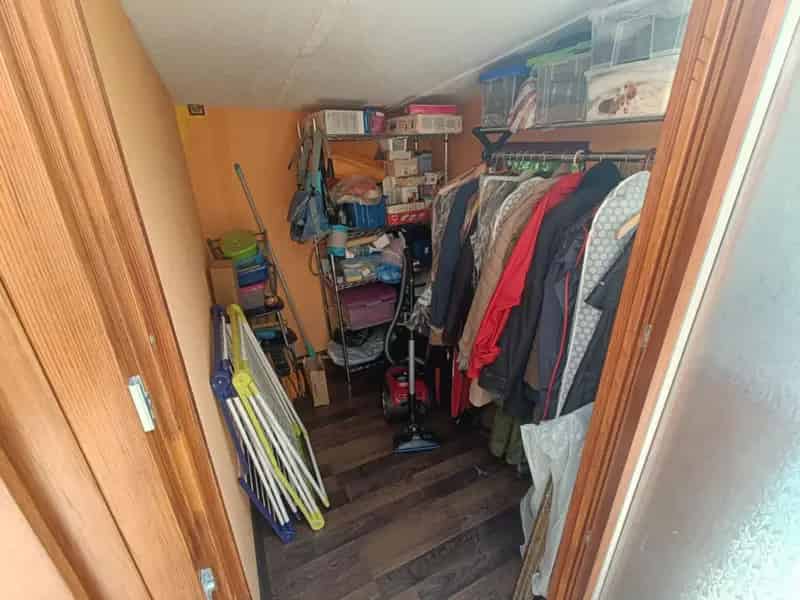 Ház Kiadó , Bicskei járás, Dunántúl