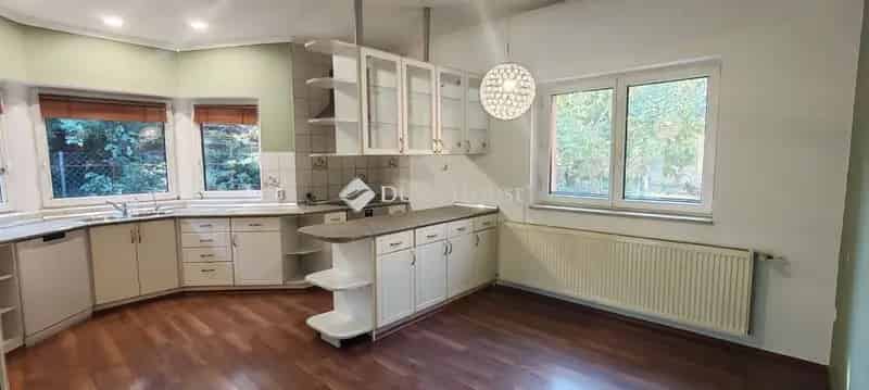 Ház Kiadó , Érdi járás, Közép-Magyarország