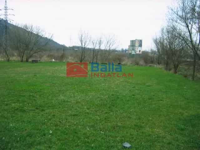 Budaörs Szabadság utca 21000 m2-es telek eladó