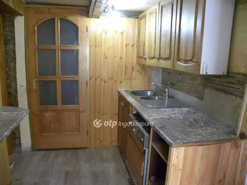 Lakás Kiadó , Budapest, Közép-Magyarország