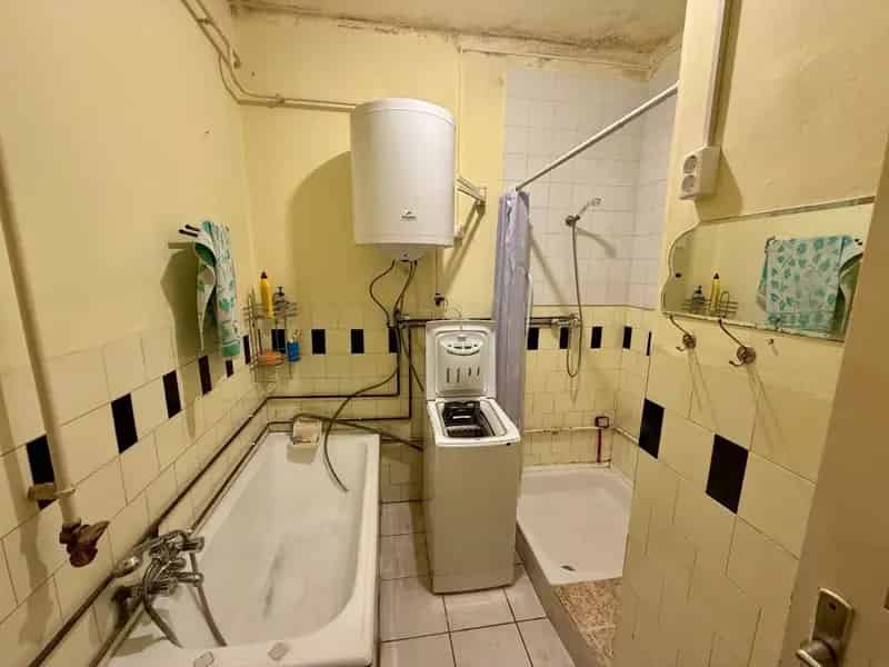 Ház Kiadó , Móri járás, Dunántúl