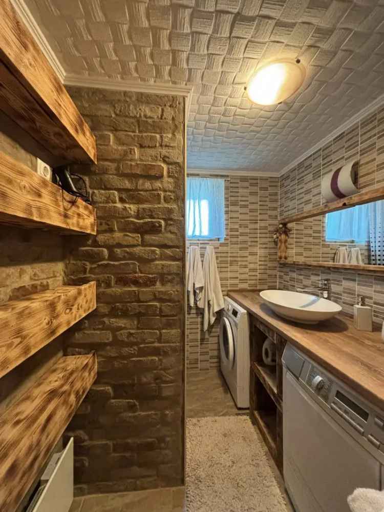 Ház Kiadó , Pusztaszemes, Dunántúl