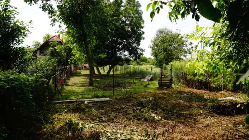 Tiszafüredi eladó telek, T036759