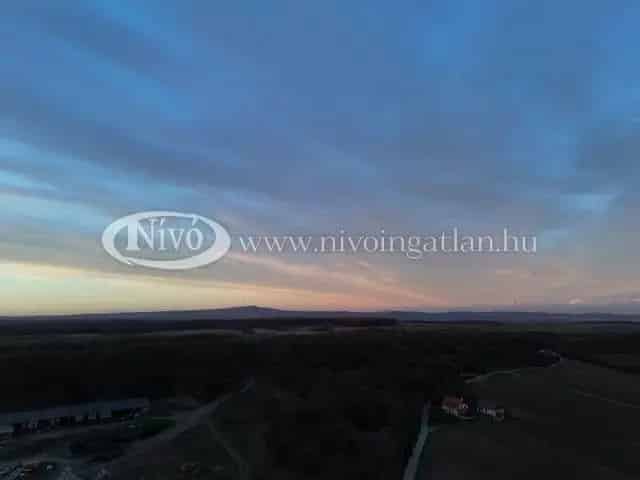 Telek Kiadó , Balatonfüredi járás, Dunántúl