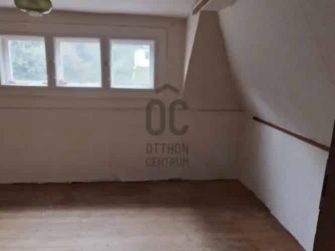 Piliscsabai eladó családi ház, H501082