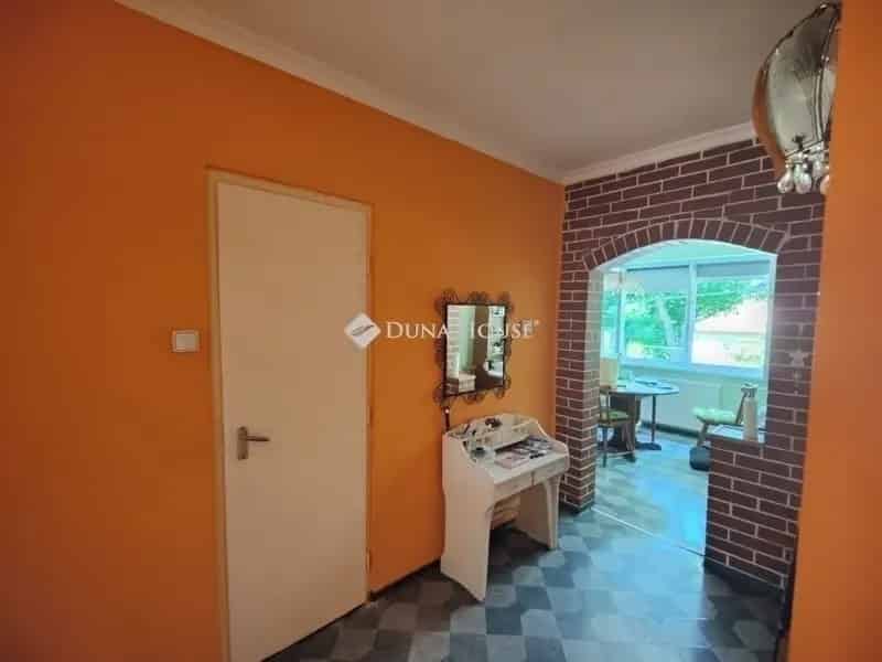 Ház Kiadó , Budapest, Közép-Magyarország
